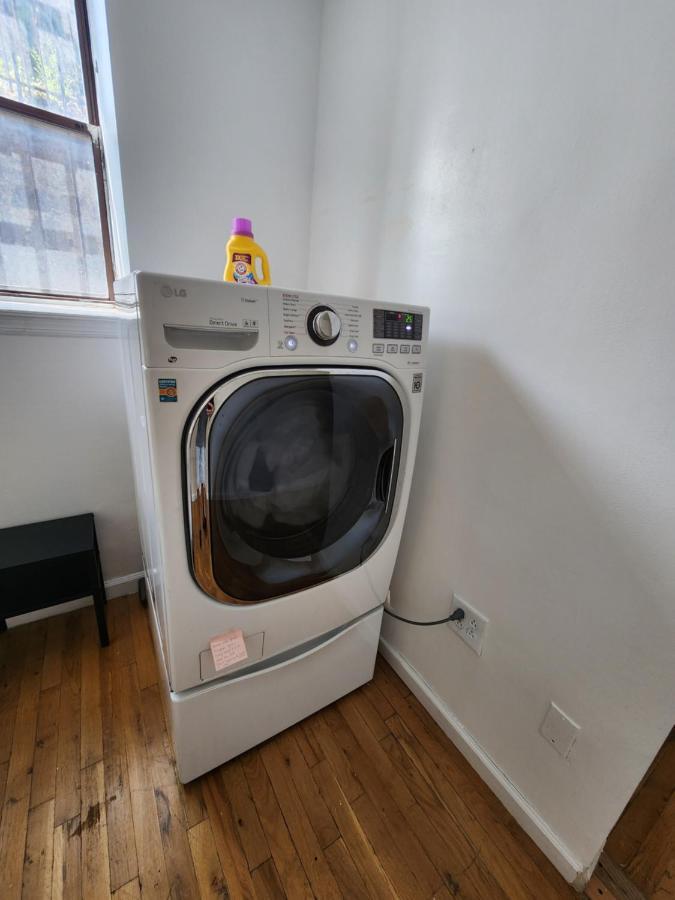 Spacious 3 Bedroom Apartment Mins To Nyc! Юнион-Сити Экстерьер фото