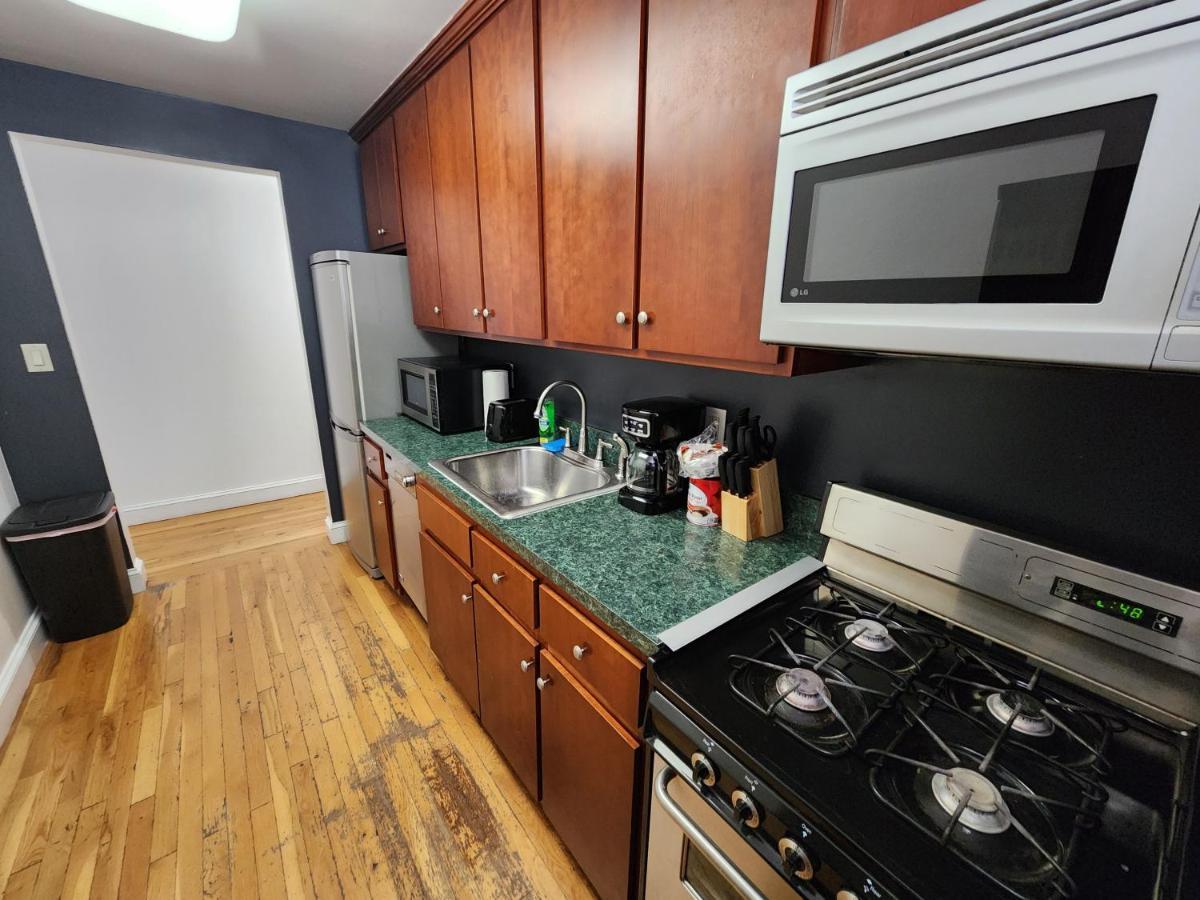 Spacious 3 Bedroom Apartment Mins To Nyc! Юнион-Сити Экстерьер фото